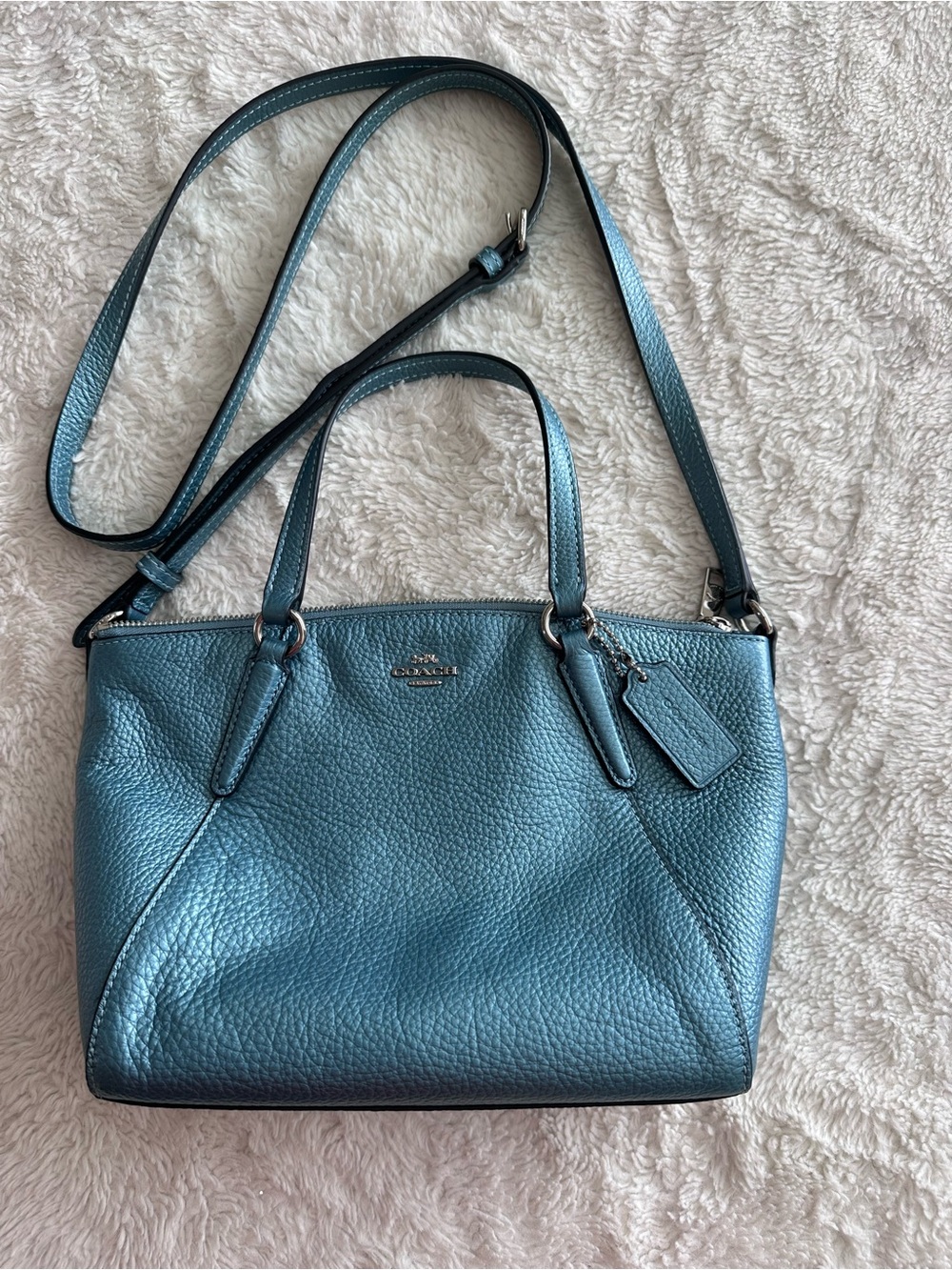 Coach Teal Pebbled Leather Shoulder Bag with Removable Strap, gorgeous metallic